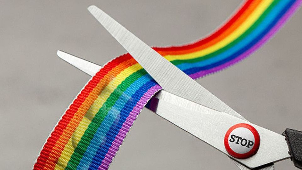 Menjijikkan, Pria di Tangsel Tawarkan Jasa Oral Seks untuk Cowok-Cowok Muda