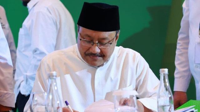 Ipul Mensos ke Donatur Bencana Sumatra: Boleh Nyumbang tapi Lapor Dulu ke Kami, Taat Aturan