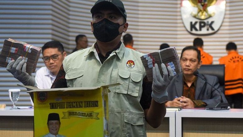 Tersangka Gubernur Kalsel Sahbirin Noor Masih Buron, KPK Pastikan Tak Ada Harun Masiku Jilid II