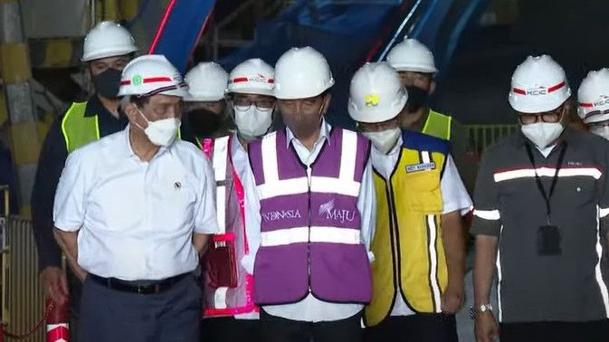 Uji Coba di Akhir Tahun 2022, Jokowi Yakin Kereta Cepat Jakarta-Bandung Kurangi Kemacetan