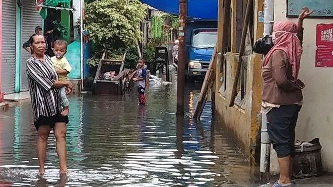 2 RT dan 2 Jalan di DKI Terendam Banjir Hari Ini, Tinggi Air Capai 70 Cm