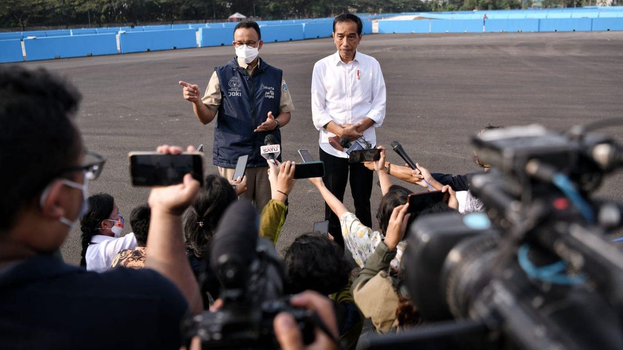 Jokowi-Anies Mesra di Sirkuit Formula E Jakarta, Wagub Ariza: Terima Kasih Pak...