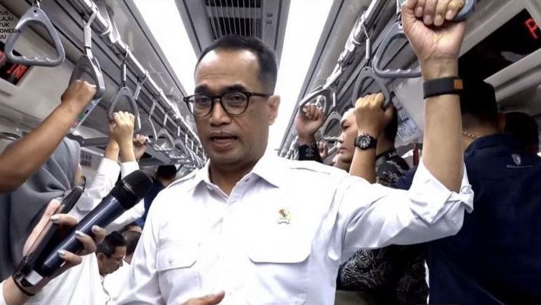 LRT Jabodebek 90 Persen Produk Anak Bangsa, Menhub: Kita Harus Bangga