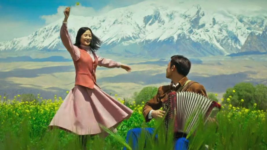 Film Musikal 'Wings of Songs', Tepisan China Soal Isu Penindasan Etnis Uighur