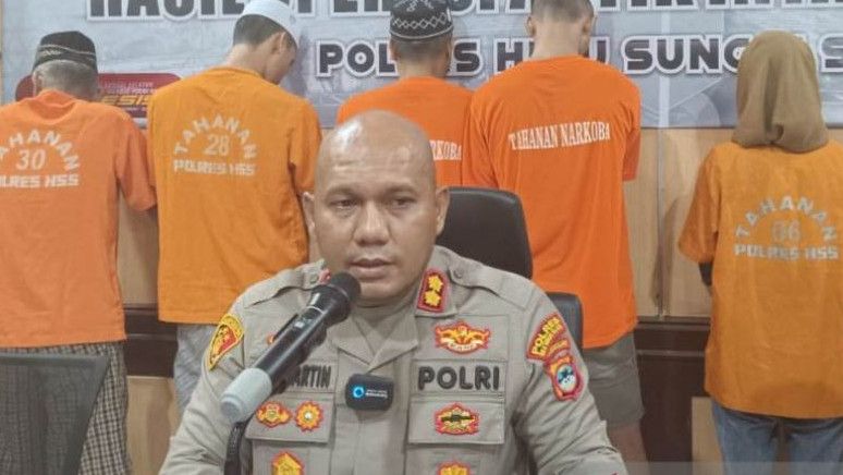 Jual Senpi dan Sepeda Motor Dinas, Anggota Polisi Hulu Sungai Selatan Polda Kalsel Dipecat Tidak Hormat