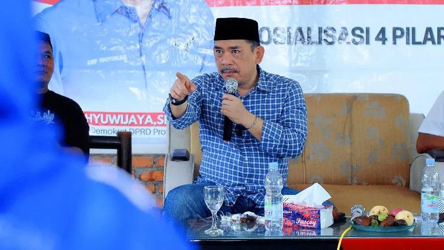 Merasa Gerah, AW Mundur dari Demokrat, Ikhlas Sedekahkan Jabatannya di DPRD Jabar