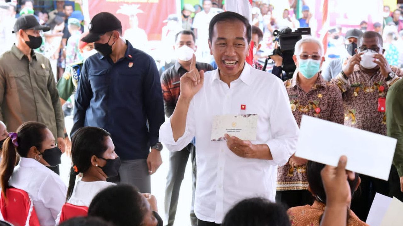 Jokowi Sebut Pemerintah Telah Berikan BLT ke 8,1 Juta Orang di 461 Kabupaten/Kota