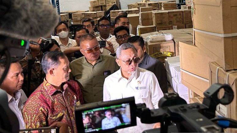 Mendag: Satgas Temukan Barang Impor Ilegal Senilai Rp40 Miliar, Importirnya WNA