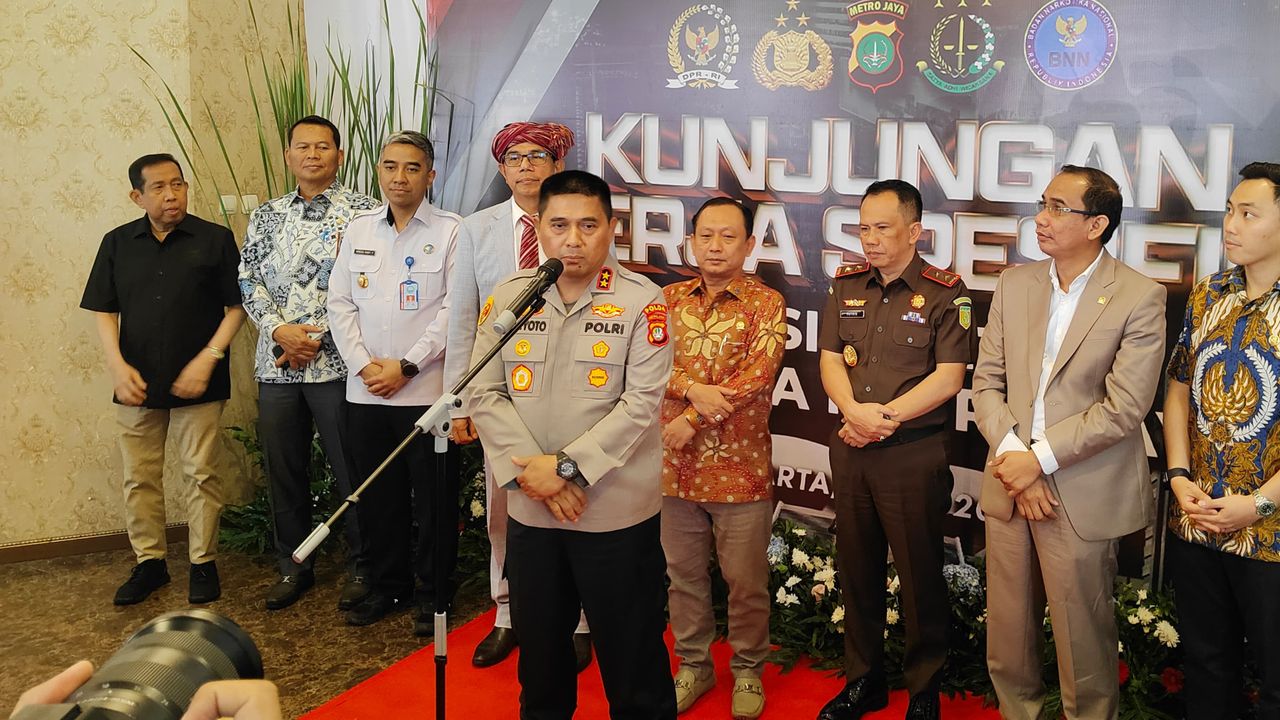 Kapolda Metro Ngaku Lagi Kaji Masalah Premanisme dengan TNI, Terkait Hercules?