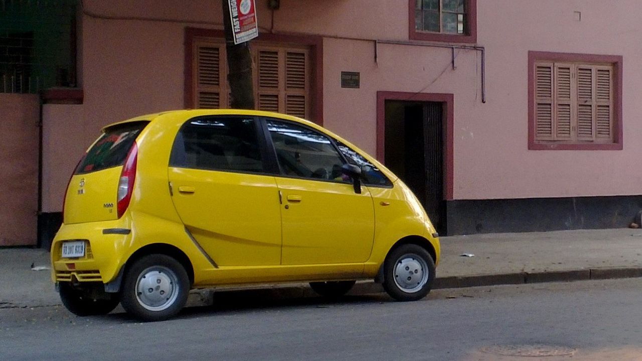 10 Januari Dalam Sejarah: Tata Motors Kenalkan Mobil Termurah di Dunia