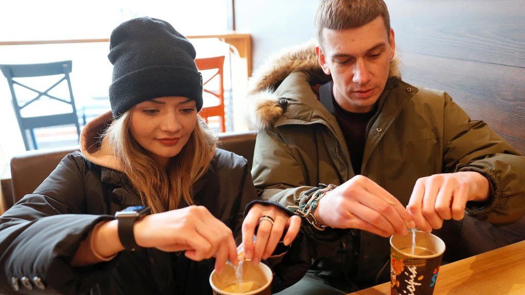 Pasangan Asal Ukraina Memilih Putus Setelah Memborgol Diri Bersama Selama 123 Hari