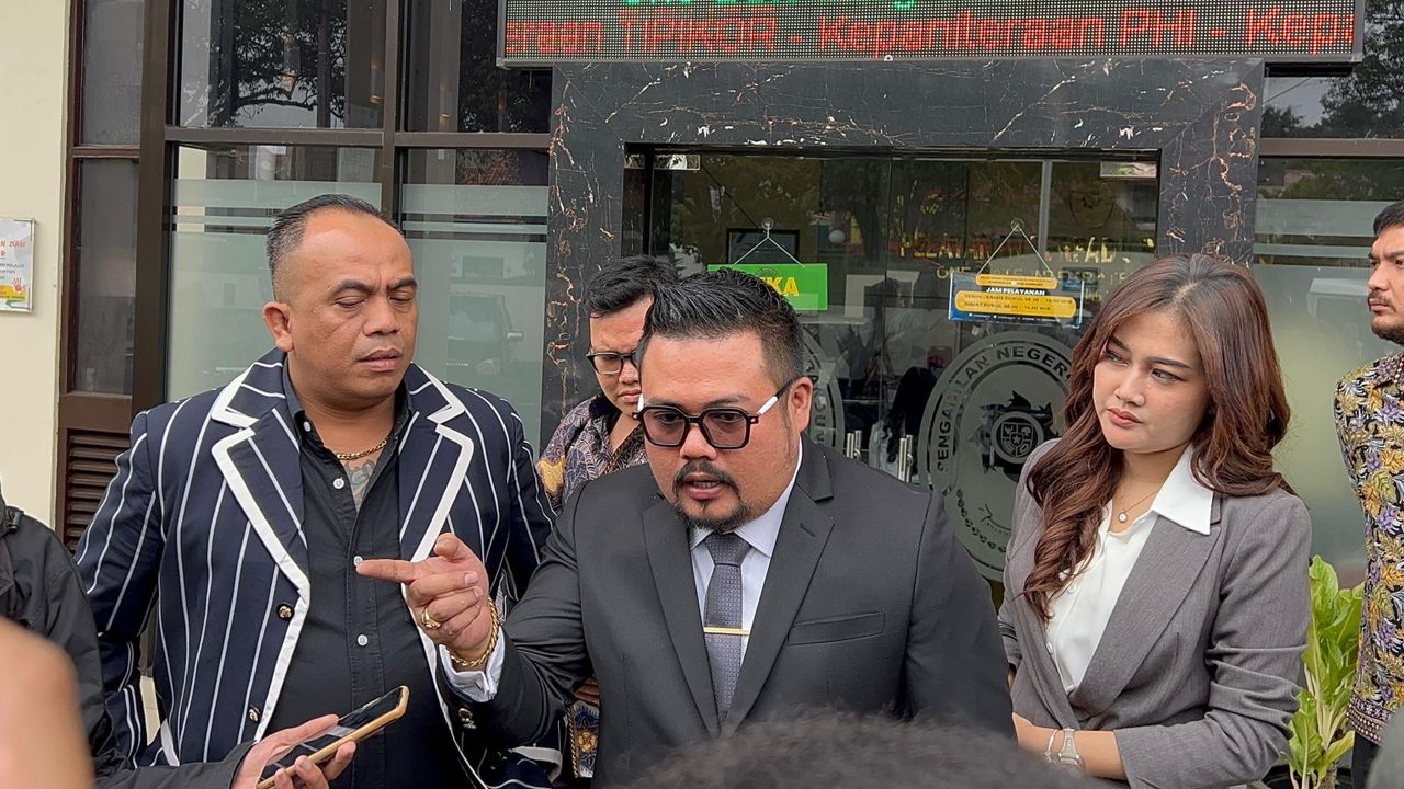 Kuasa Hukum Lisa Mariana Tuding Pihak Ridwan Kamil Tak Siap Ikuti Sidang Hak Identitas Anak