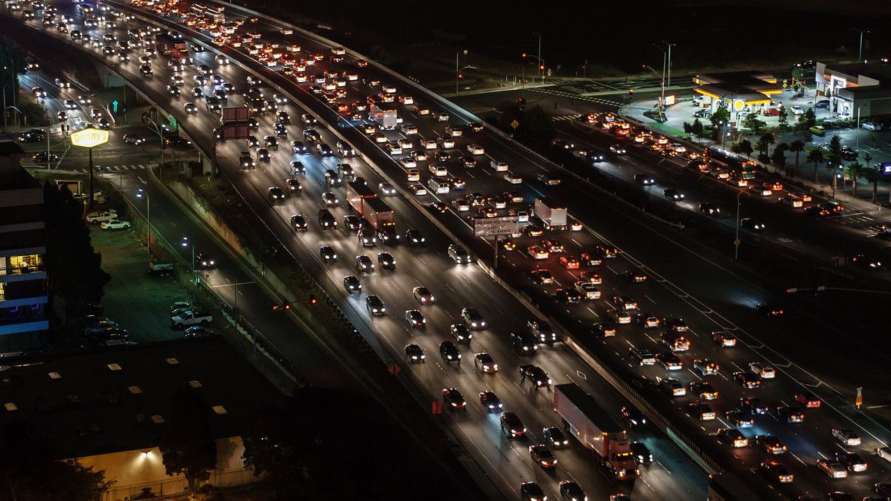 Puncak Arus Pengetatan Mudik, 138.508 Kendaraan Diprediksi Tinggalkan Jabodetabek Hari Ini