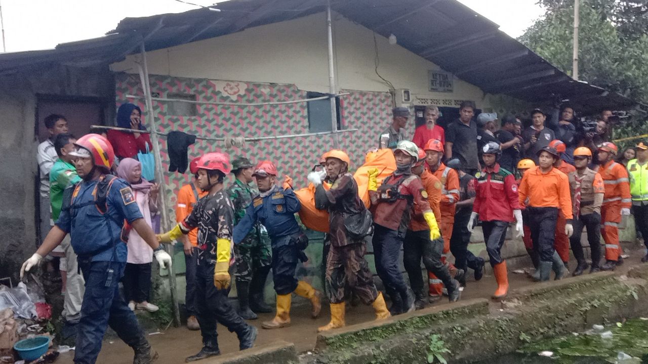 Dua Korban Longsor di Kelurahan Empang Kota Bogor Ditemukan Meninggal Dunia