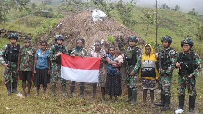 Kelaparan di Hutan, Anggota KKB Papua Kembali ke Pangkuan NKRI