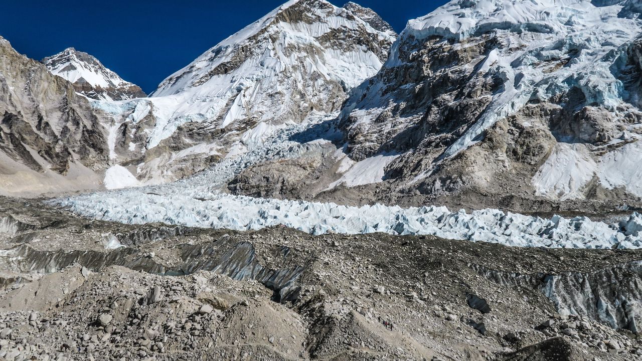 Bendungan Hancur Diterjang Gletser, 150 Warga Himalaya Dikhawatirkan Tewas