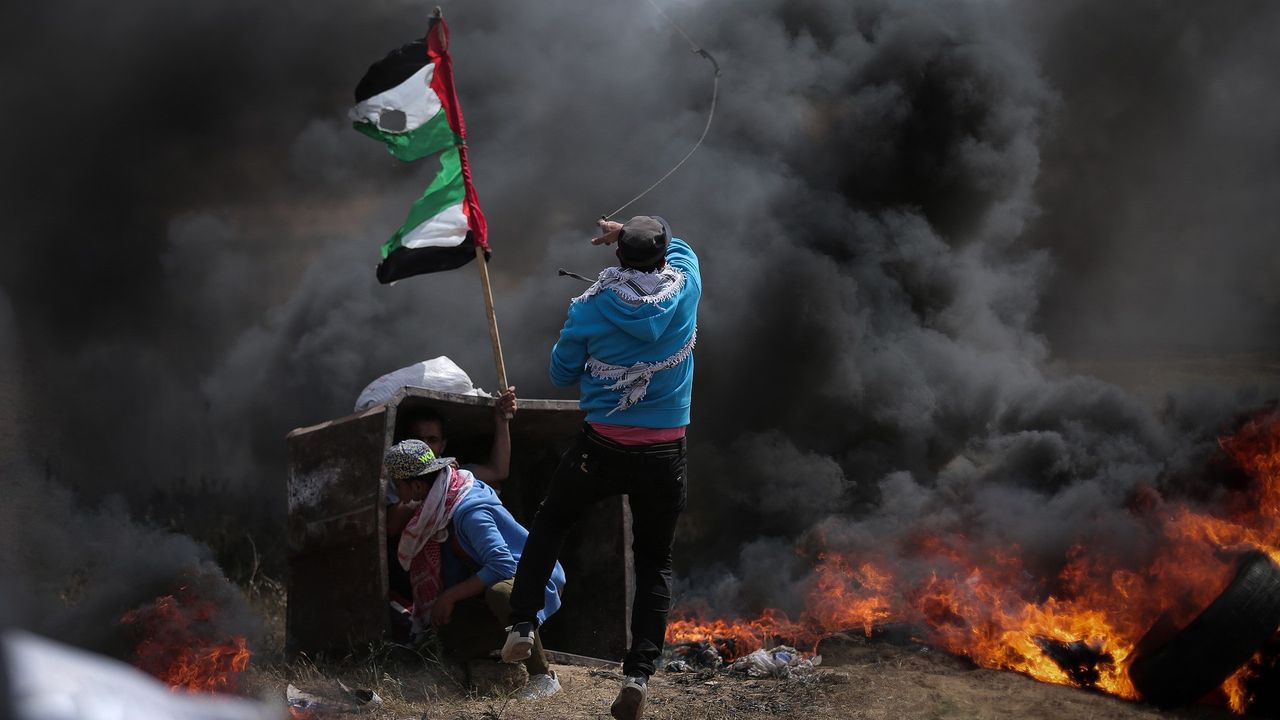 Serangan Balon Api Warga Palestina, Dibalas Bom Bertubi-tubi oleh Tentara Israel