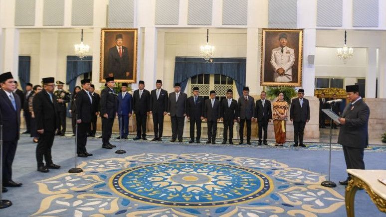 Presiden Prabowo Lantik 11 Menteri, Wakil dan Kepala Badan