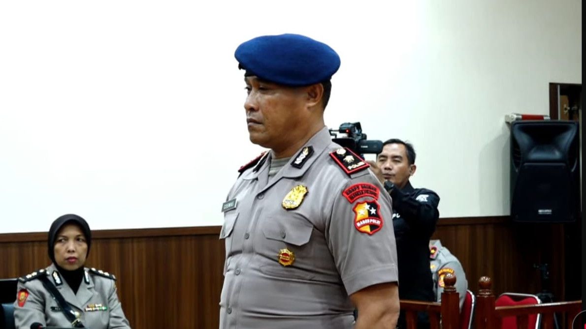 Kompol Cosmas Kaju Gae Dipecat Tidak Hormat Usai Lindas Affan Kurniawan, Begini Penampilannya