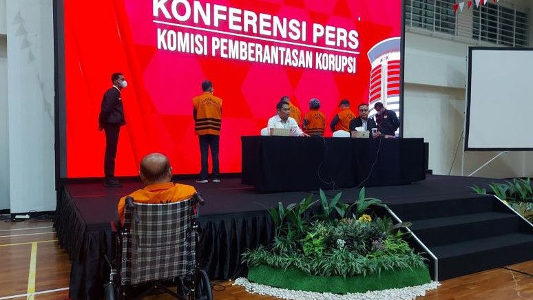 KPK Tahan 5 Mantan Anggota DPRD Jambi Kasus Korupsi Pengesahan RAPBD 2017-2018