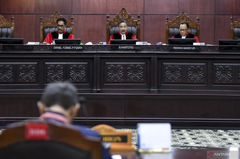 Ogah Militer di Ranah Sipil, Koalisi Sipil Desak MK Segera Putuskan Uji Materi UU TNI
