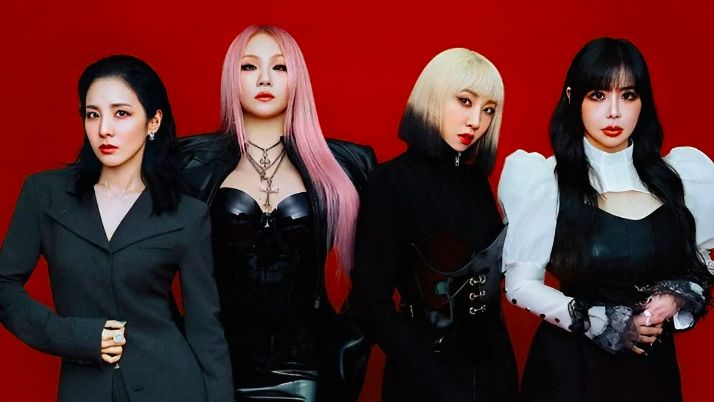 2NE1 Rayakan Ulang Tahun ke-15 dengan Foto Bersama