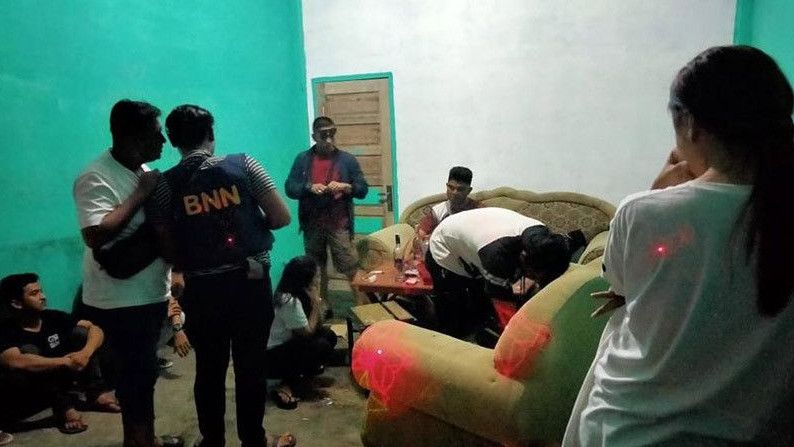 Aksi Oknum PNS dan Tiga Cewek di Aceh Langgar Perda Syariah Pesta Miras dan Narkoba, Langsung Digrebek BNN
