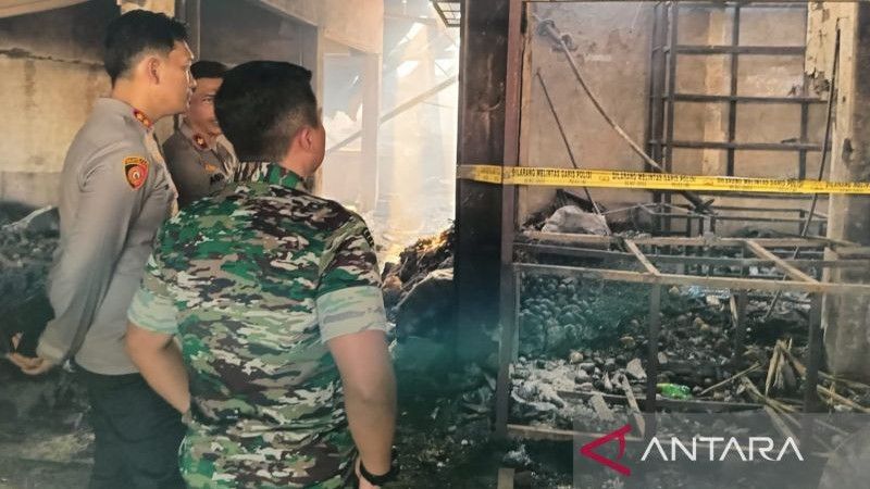 Polisi Selidiki Penyebab Kebakaran di Pasar Leuwiliang yang Berlangsung Selama 12 Jam Lebih