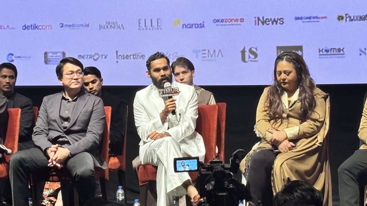 Pertama Kali Kerja Bareng Iko Uwais, Aufa Assagaf Diminta Gondrong