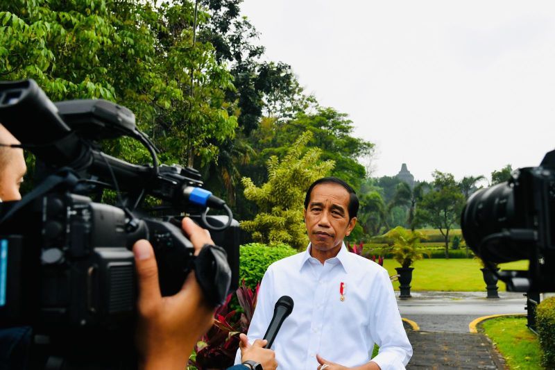 Jokowi ke Sri Mulyani: Bu Menkeu, kalau Punya Uang APBN Itu Dijaga!
