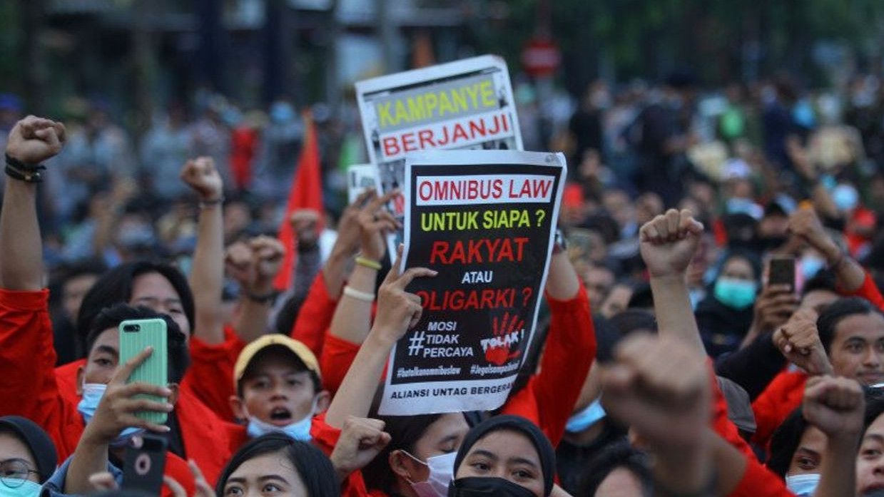 Sudah didesak PP Muhammadiyah, Jokowi Tetap Tak Keluarkan Perppu Gantikan UU Cipta Kerja