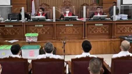 Di Depan Sambo, Hendra Ternyata Awalnya Sudah Tunjuk Anggota Tim KM 50 Acay untuk Cek CCTV di Kompleks Polri