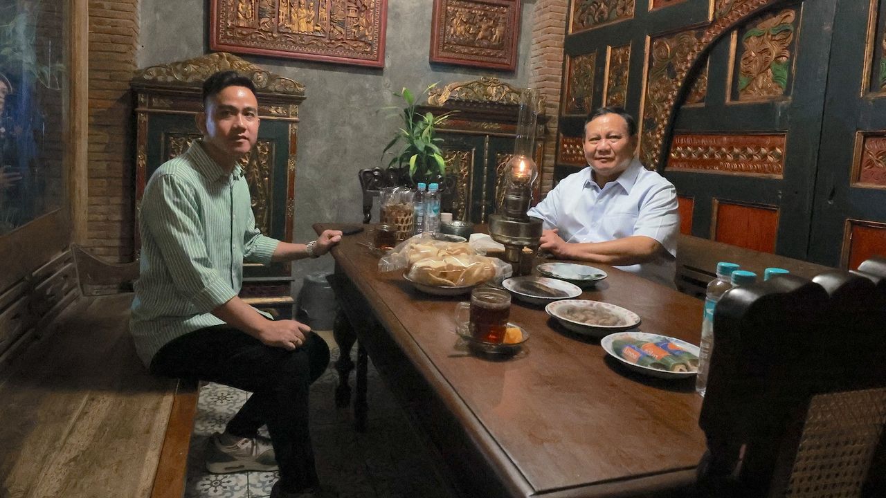 Survei IPO: Gibran Tak Pernah Terpikirkan oleh Publik untuk Jadi Cawapres Prabowo