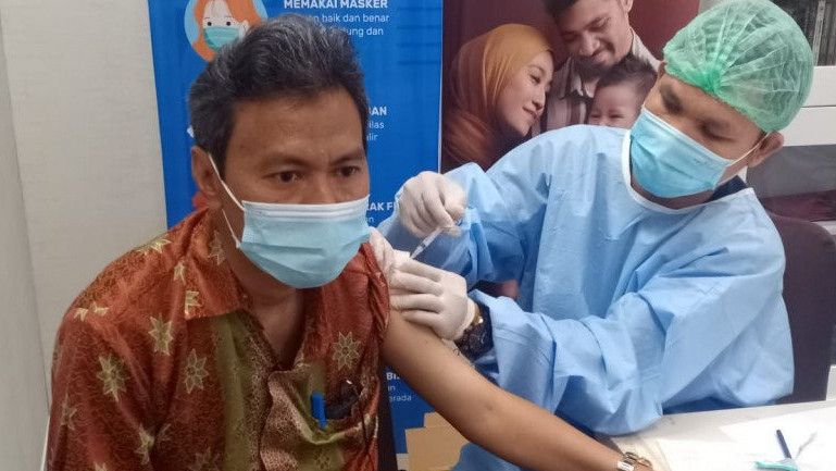Kabar Baik! 10,5 Juta Orang Indonesia Disuntik Vaksin COVID-19 Dosis Lengkap