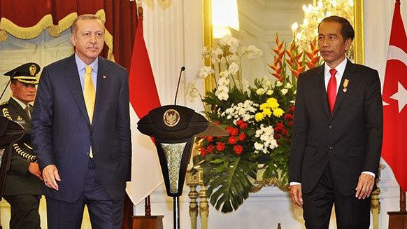 Lewat Telepon, Presiden Turki Erdogan Ucapkan Terima Kasih ke Jokowi Atas Bantuan Indonesia