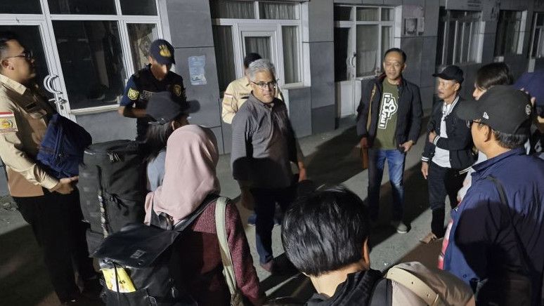 97 WNI Berhasil Dievakuasi dari Iran, Akan Diterbangkan ke Indonesia Senin Besok