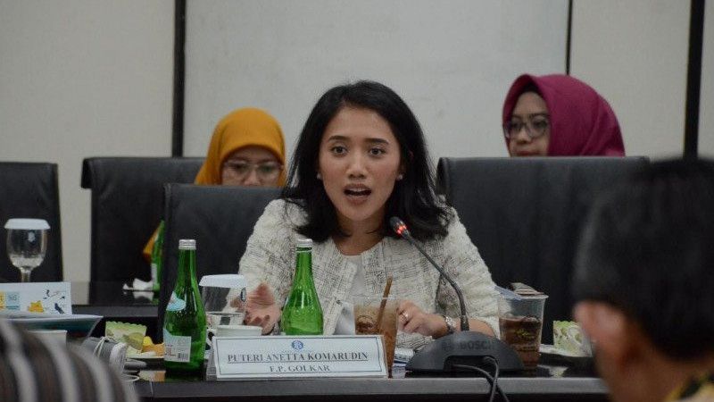 Gerakan Setop Bayar Pajak Bikin Puteri Komarudin Geram