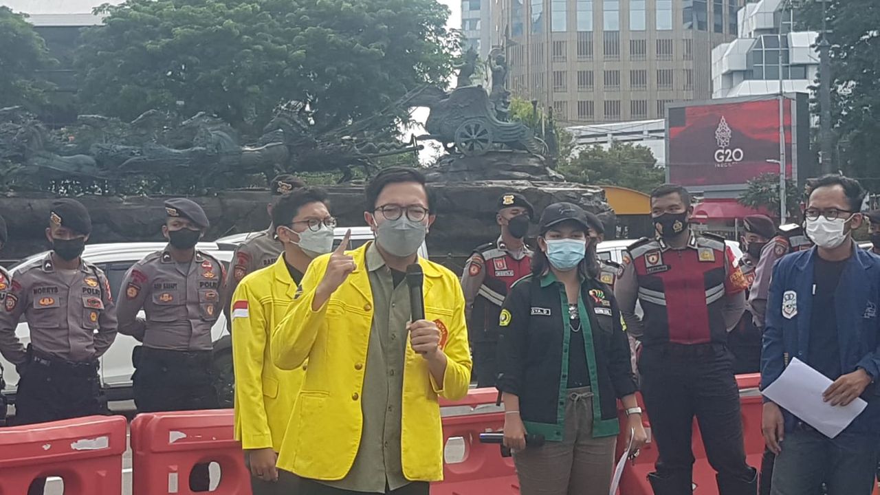 Aksi Mahasiswa Demo di Hari Minggu, Tolak Jokowi 3 Periode