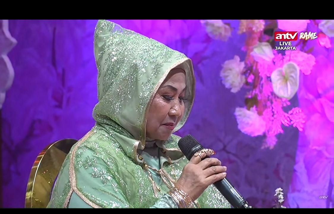 Ibunda Dewi Perssik (Foto: TikTok/@gagitufeb)