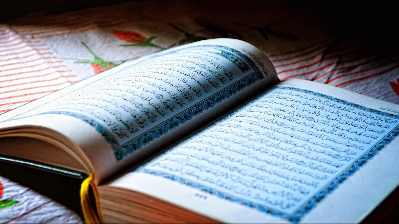 Tokoh Syiah Ini Ajukan Permohonan ke Mahkamah Agung untuk Hapus 26 Ayat Al-Qur'an