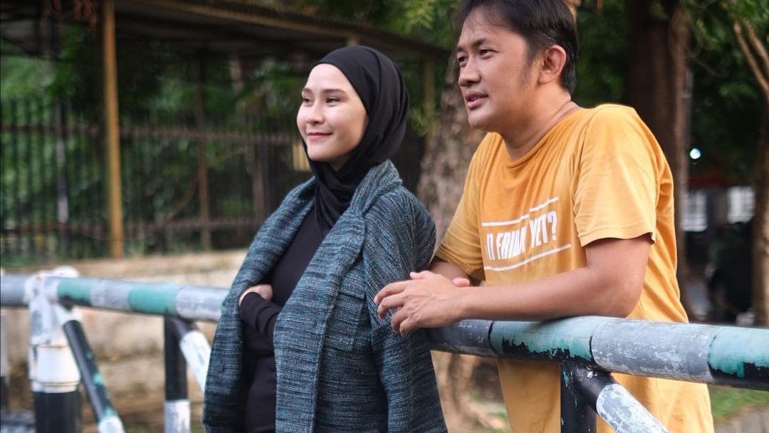 Beri Dukungan untuk Pernikahan Arie Kriting, Hanung Bramantyo: Orangtua Juga Bisa Durhaka Keles