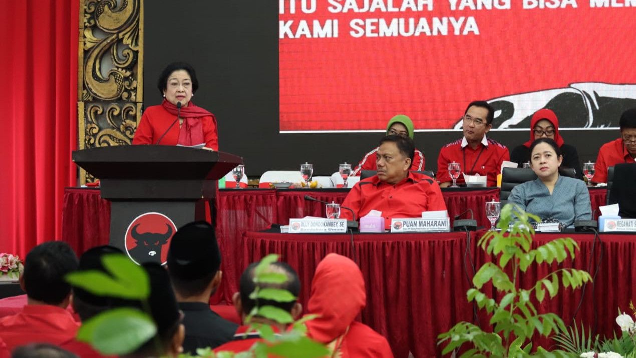 Megawati Raih Gelar Profesor Kehormatan dari Unhan,, Warganet: Cara Puji Diri Sendiri dengan Cara 'Ilmiah'