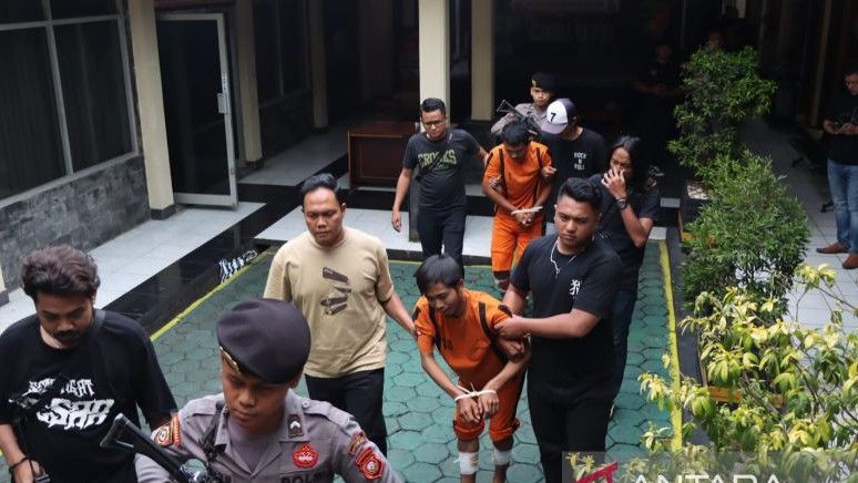 Polisi Sukabumi Tembak Dua Terduga Pembunuh Sopir Taksi Online karena Mencoba Kabur