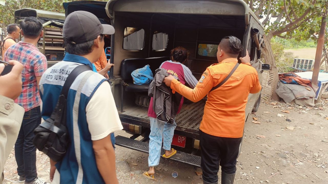Wanita ODGJ Surabaya Nekat Ceburkan diri di Laut Suramadu Jawa Timur