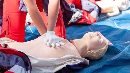 Mengenal Apa Itu CPR dan Cara Melakukannya untuk Korban Sesak Napas dan Henti Jantung