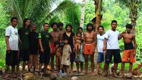 Didatangi Orang Asing, Suku Togutil Maluku Sambut 