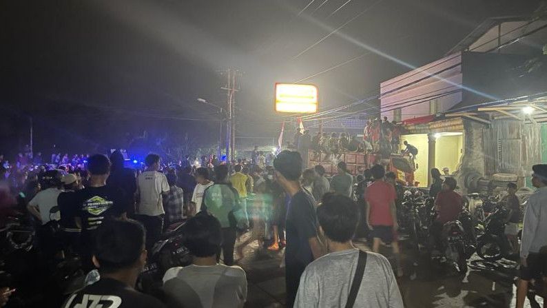 Viral Detik-detik Polisi Lepas Tembakan Bebaskan Staf Minimarket yang Disandera
