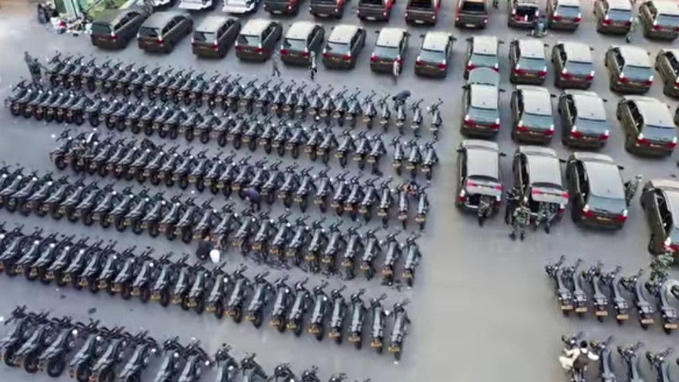 Aksi KSAD Andika Perkasa Bagi-bagi Ratusan Kendaraan Dinas Keren, Mobil K9 Bikin Salfok