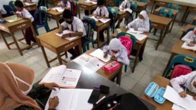 Kasus Omicron Terus Meningkat, PKS Minta PTM 100 Persen di Jakarta Dihentikan Sementara