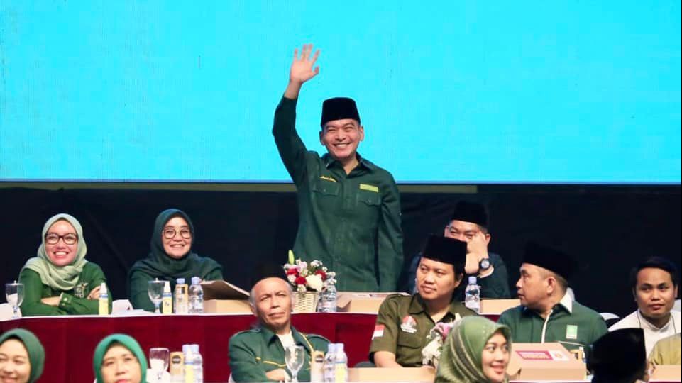 Momen Prabowo Puji Legislator Beragama Buddha yang Masuk ke PKB